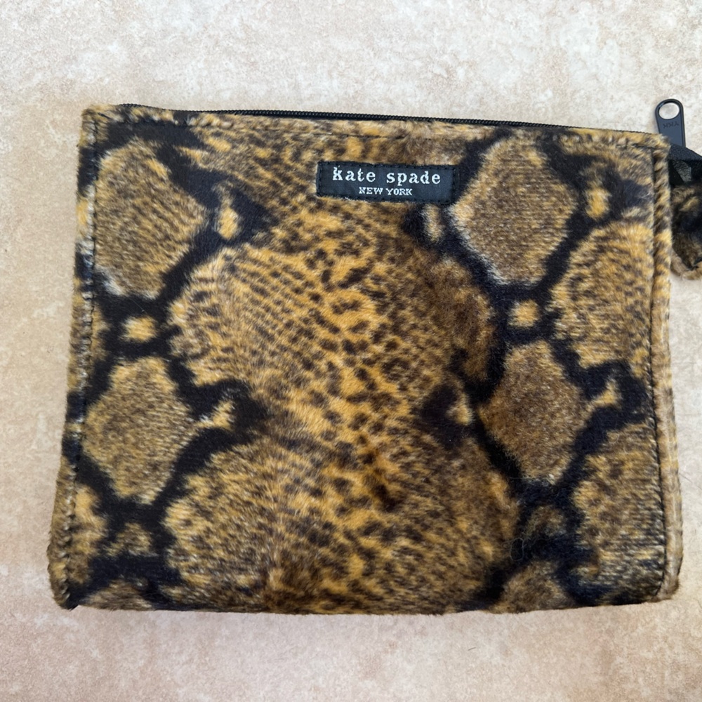 Kate Spade pouch/purse leopard  in excellent condition